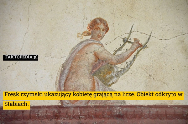 Fresk rzymski ukazujący kobietę grającą na lirze. Obiekt odkryto w Stabiach.
