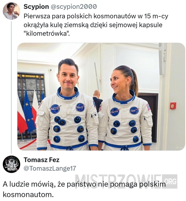
    Kosmonauci
