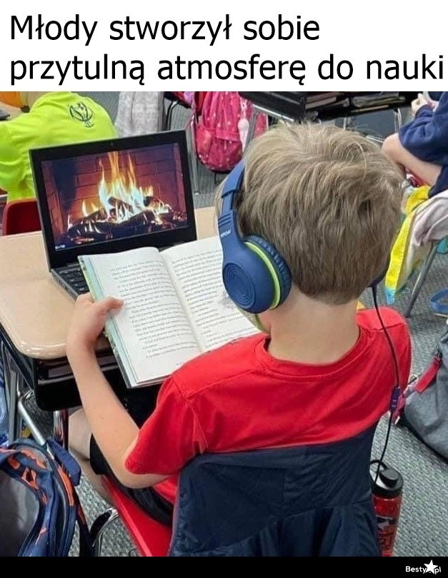 
    Nauka przy kominku 