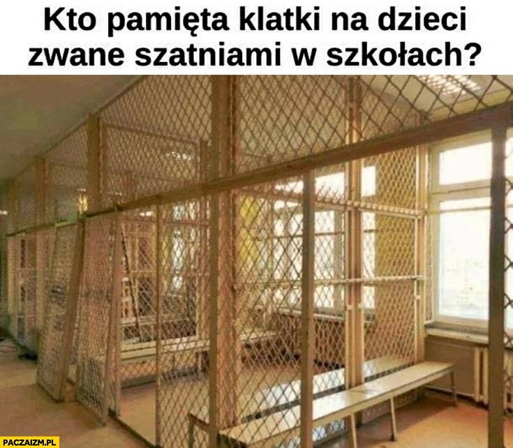 
    Kto pamięta klatki na dzieci zwane szatniami w szkołach