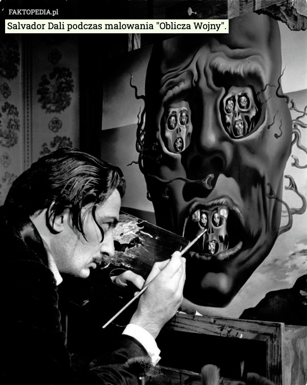 
    Salvador Dali podczas malowania "Oblicza Wojny".