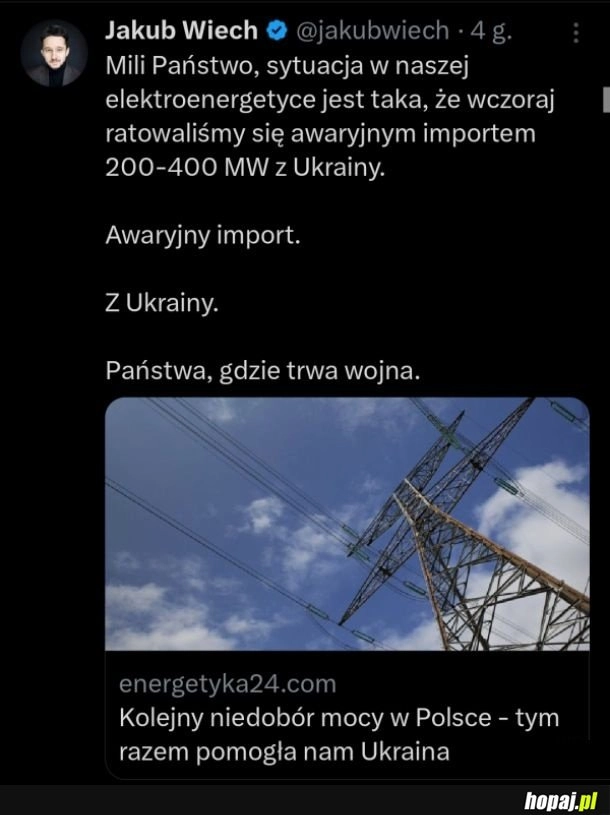 
    Państwo z góvvna i patyków.